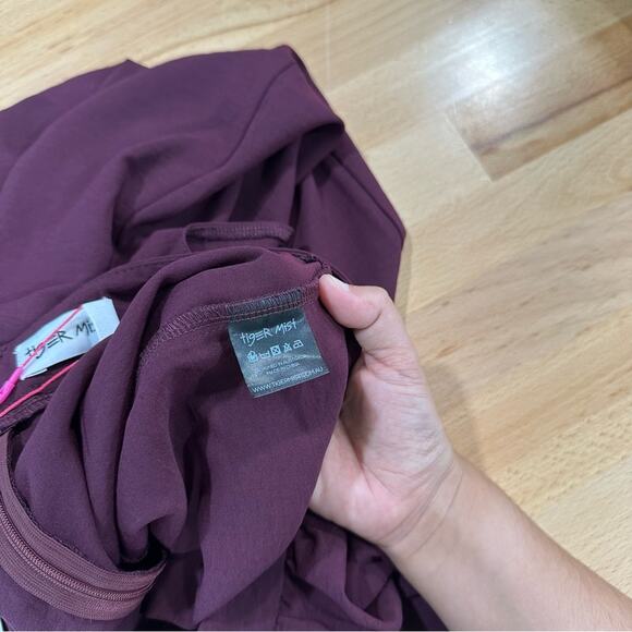 Tiger Mist Lilo Pant in Plum Split Wide Leg NWT Size medium - Picture 6 of 7